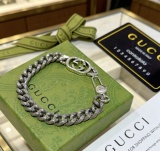 Gucci 2026 Fashion Vintage Versatile GG Bracelet