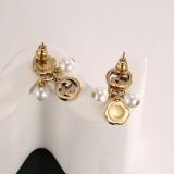 Gucci Classic Logo Pearl Asymmetric Retro Earrings