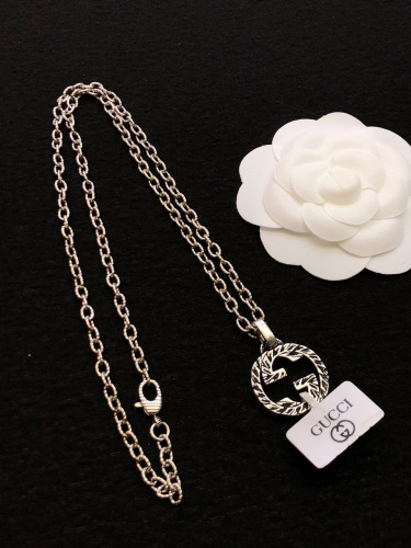 Gucci Fashion Versatile Retro Double G Interlocking Pendant Necklace