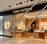 Louis Vuitton Couple Retro Versatile Wide Ring Pendant Necklace 60 CM