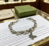 Gucci Couple Fashion Versatile Retro Double G Butterfly Pendant Bracelet