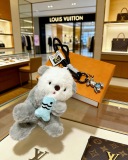 Louis Vuitton Couple Fashion Versatile Cute Sea Otter Pendant Keychain