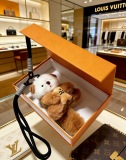 Louis Vuitton Couple Fashion Versatile Cute Sea Otter Pendant Keychain