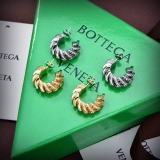 Bottega Veneta Fashion Versatile Diamond Set Wrinkle Earrings Simple Earrings