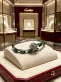 Cartier Classic Fashion Retro Diamond Set Leopard Head Emerald Bracelet