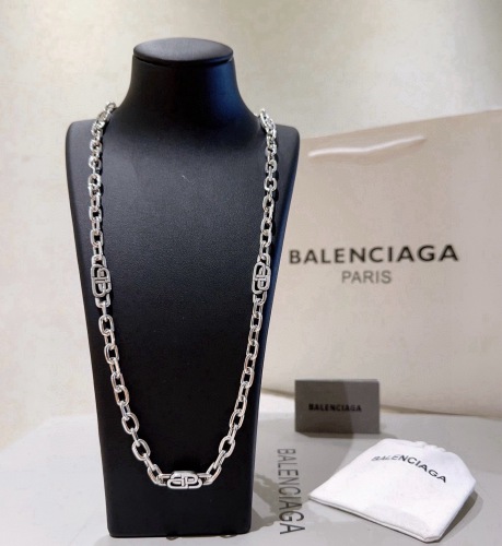 Balenciaga Hip Hop Retro Versatile BB Necklace