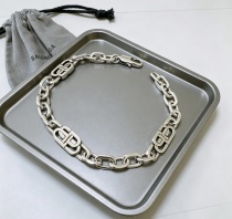 Balenciaga Hip Hop Retro Versatile BB Bracelet