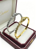 Cartier Classic Fashion Retro Diamond Set Leopard Head Bracelet