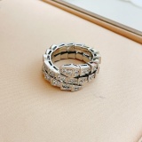 Bvlgari Classic Fashion Versatile Full Diamond Snake Bone Ring