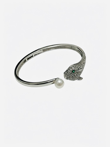 Cartier Classic Fashion Retro Diamond Set Leopard Head Pearl Bracelet