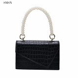 2021 New Wholesale Ladies Fashion Pearl Handbag Chain Shoulder Hand Bag For Women