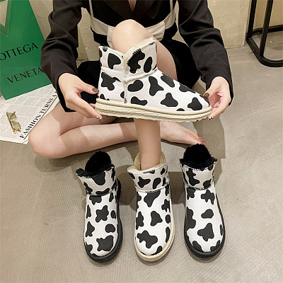 D13004 Street trend korean edition fashion casual new style dairy cow print anti slip classic female boots