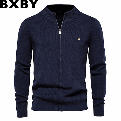 2022 autumn and winter New cardigan men sweater zipper solid color sweater