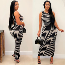 Women'S Black And White Striped Sexy Buttocks Tight Dress