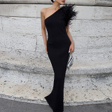 Elegant Solid Color Oblique Shoulder Stitching Feather Slimming Slim Long Evening Dress