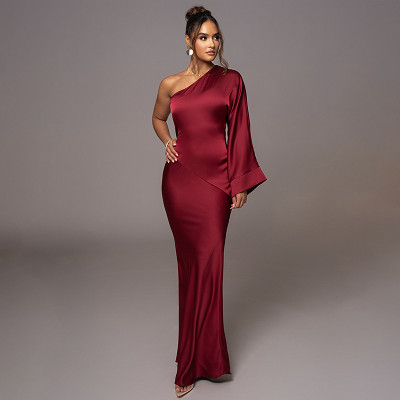 Winter sexy satin patchwork single shoulder sleeve slant neck backless dress