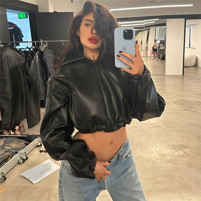 European And American Style 2024 Autumn And Winter New Women'S Fashion Long Sleeve Zipper Short Crop Top Slim Hooded Faux Leather Jacket Women