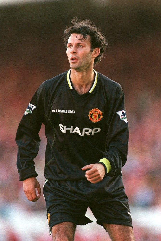 US$ 22.99 - MUFC 1998/1999 Third Long Sleeve Retro Jersey