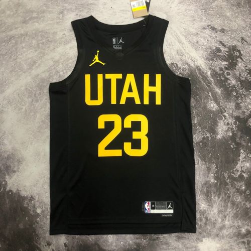 Men's Lauri Markkanen Black Team Jersey - Statement Edition