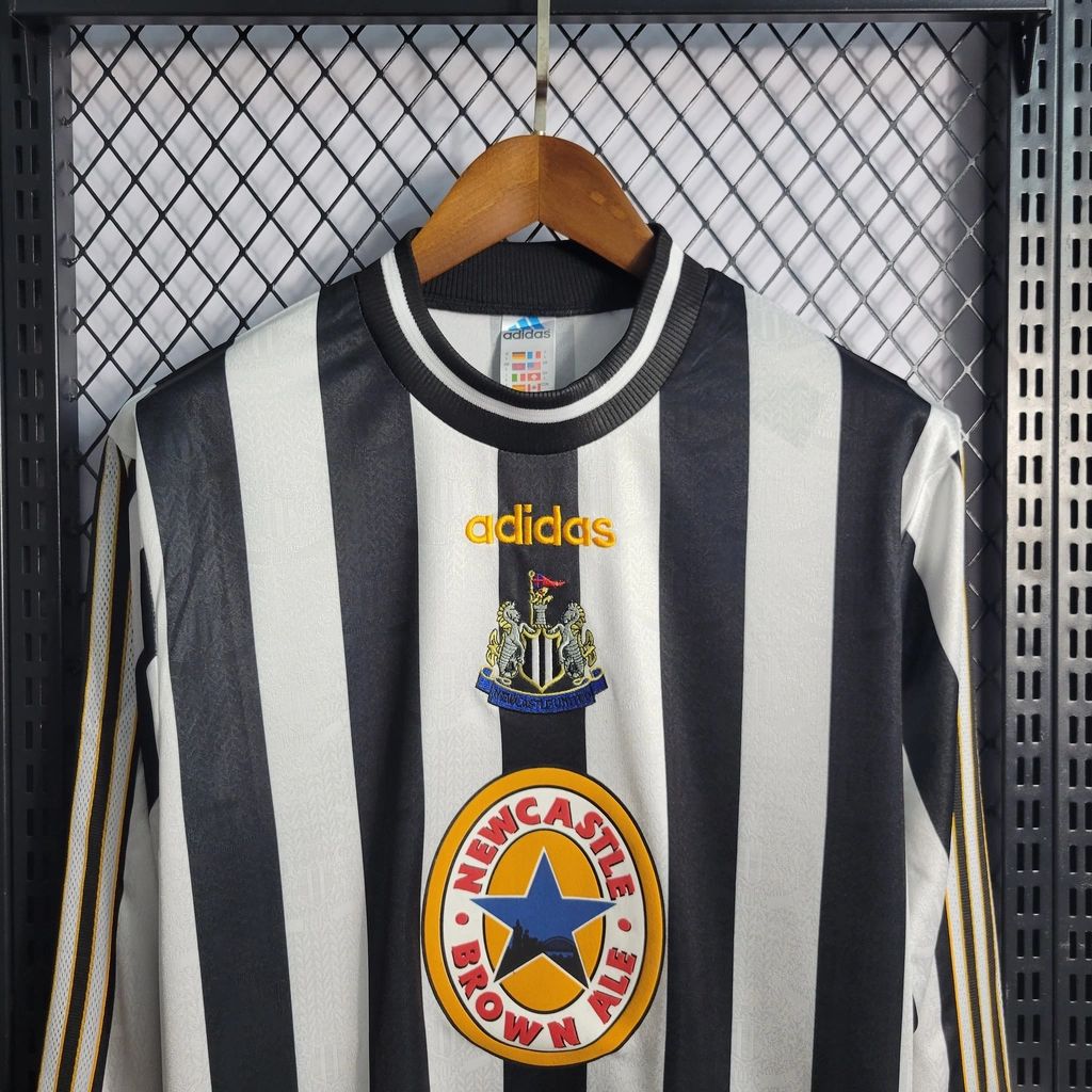 US$ 22.99 - Newcastle United 1997/1999 Home Retro L/S Jersey