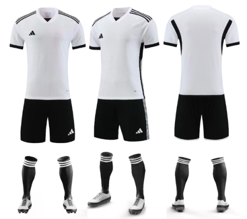 Adult Matchday Team Kits AD1031