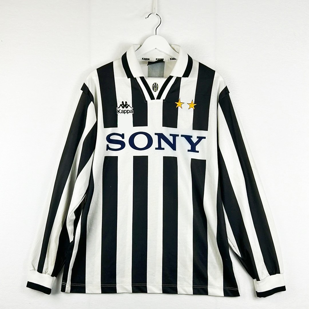US$ 22.99 - Juventus 1995/1996 Home Long Sleeve Retro Jersey