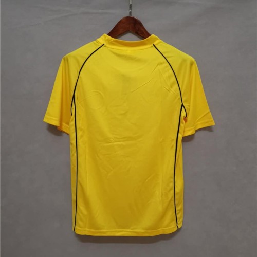 Borussia Dortmund 2001/2002 European Home Retro Jersey