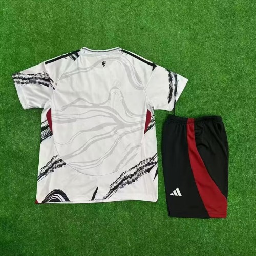 Kids MUFC 25/26 Pre Match Jersey and Short Kit