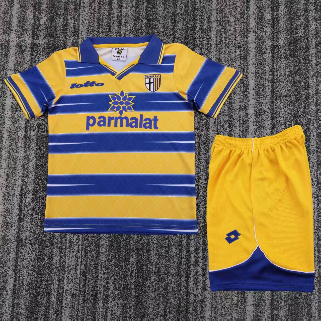 Kids Parma Calcio 1998/1999 Home Retro Kit