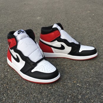 Air Jordan 1 High Black Toe AJ1 size 7.5-13