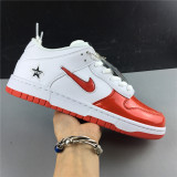 Supreme x Nike SB Dunk Low
