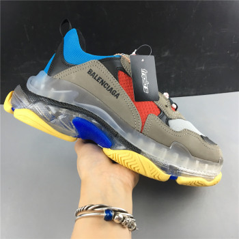  Balenciaga Triple S