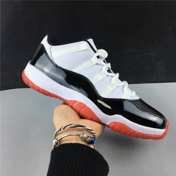 Air Jordan 11 Low