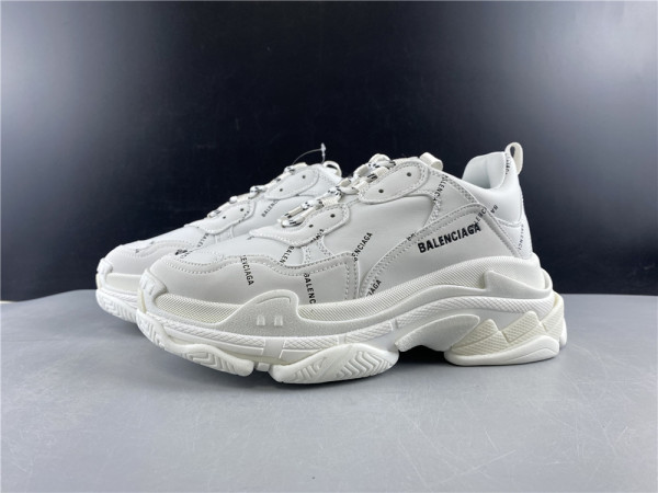 BALENCIAGA TRIPLE-S