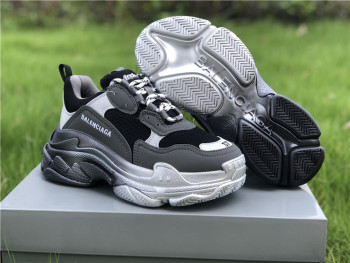 Balenciaga Triple S