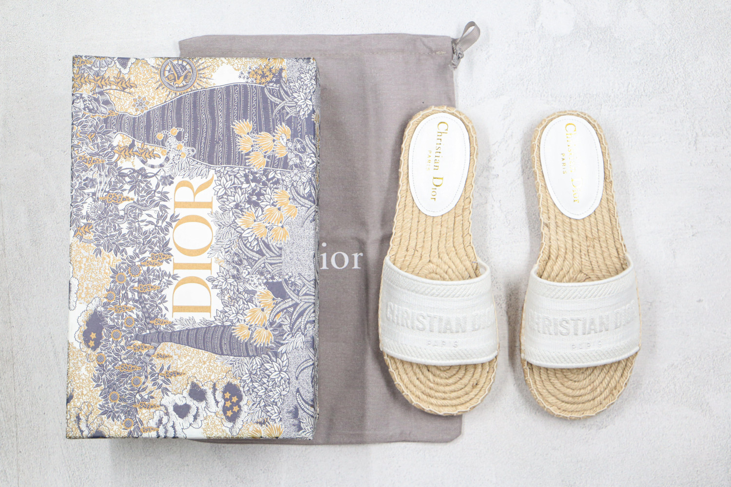 dior bedroom slippers