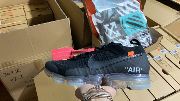 Nike OFF-WHITE