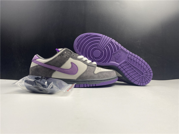 NIKE DUNK SB Low Purple Pigeon