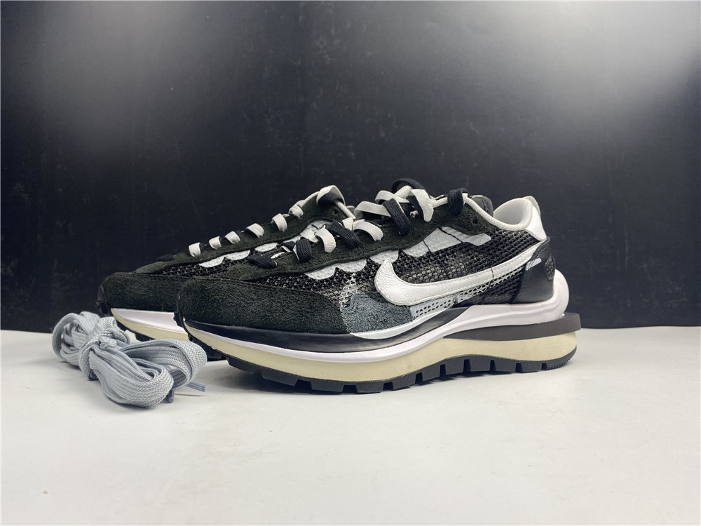 nike sacai us