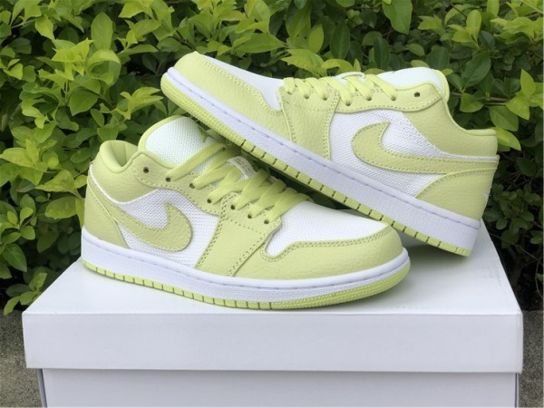 Air Jordan 1 Low Limelight