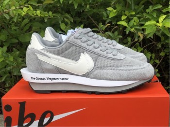 fragment x sacai x Nike LDWaffle