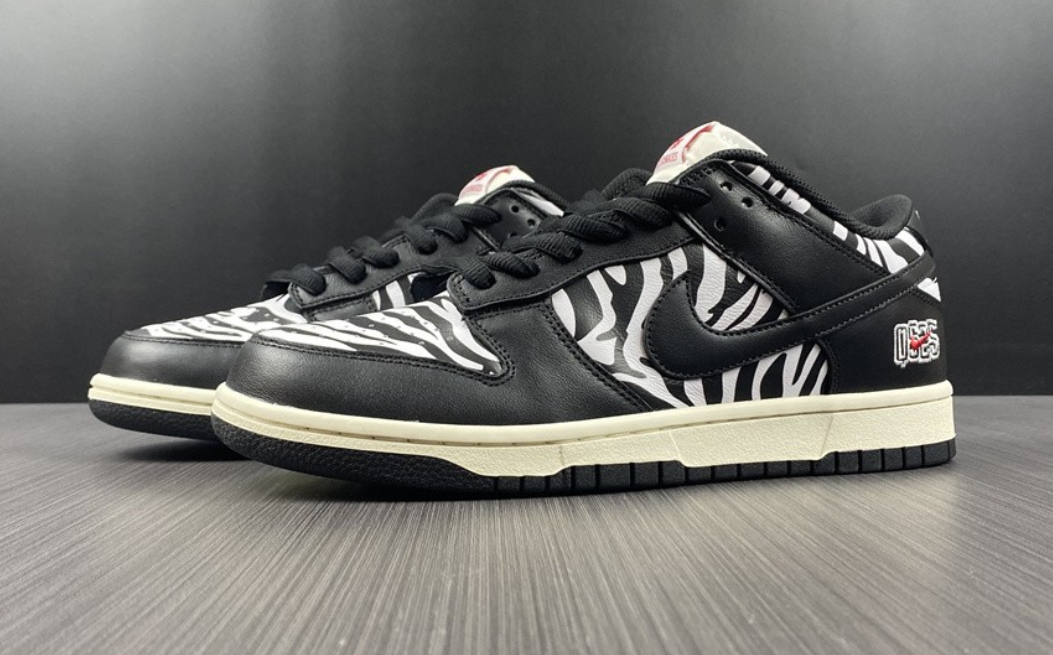 dunk quartersnacks zebra