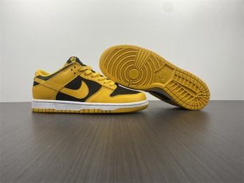 The Nike Dunk Low Takes on a Familiar “Goldenrod” Colorwa