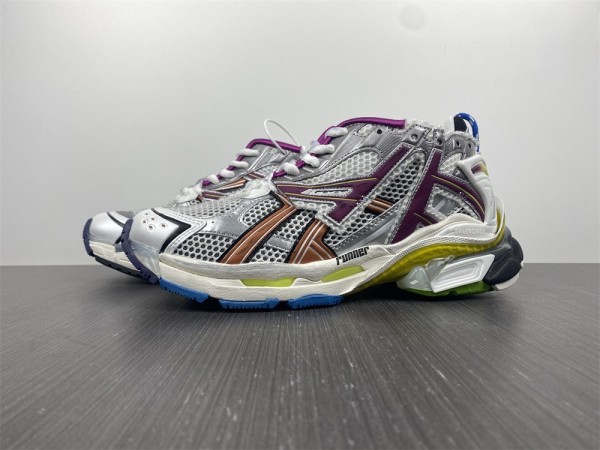 7.0 BALENCIAGA -Runner