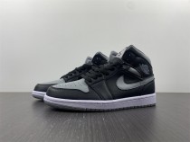 Air Jordan 1 Mid AJ1