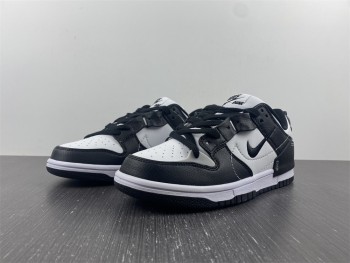 NIKE DUNK LOW DISRUPT 2