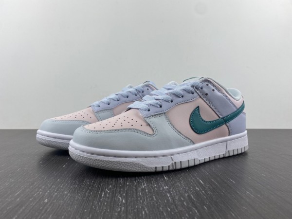 Nike Dunk Low GS “Mineral Teal”
