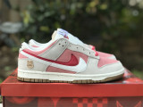 Dunk Low SE  85