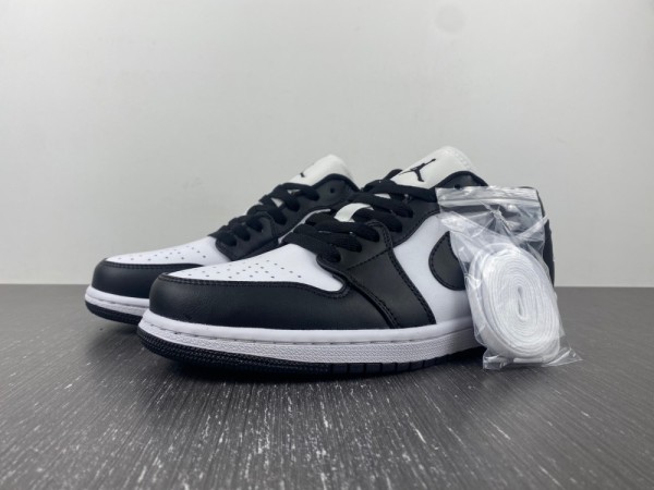 Air Jordan 1 Low panda