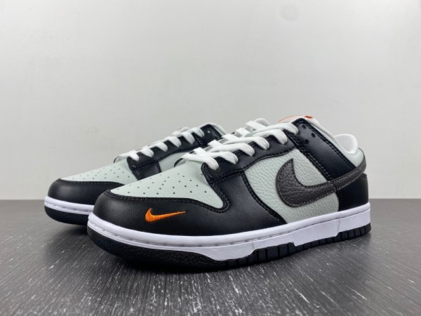 Nike Dunk SB Low